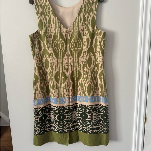 Tahari Sheath Dress Sleeveless Scoop Neck Midi Ptp 19” length 38” - Picture 3 of 8